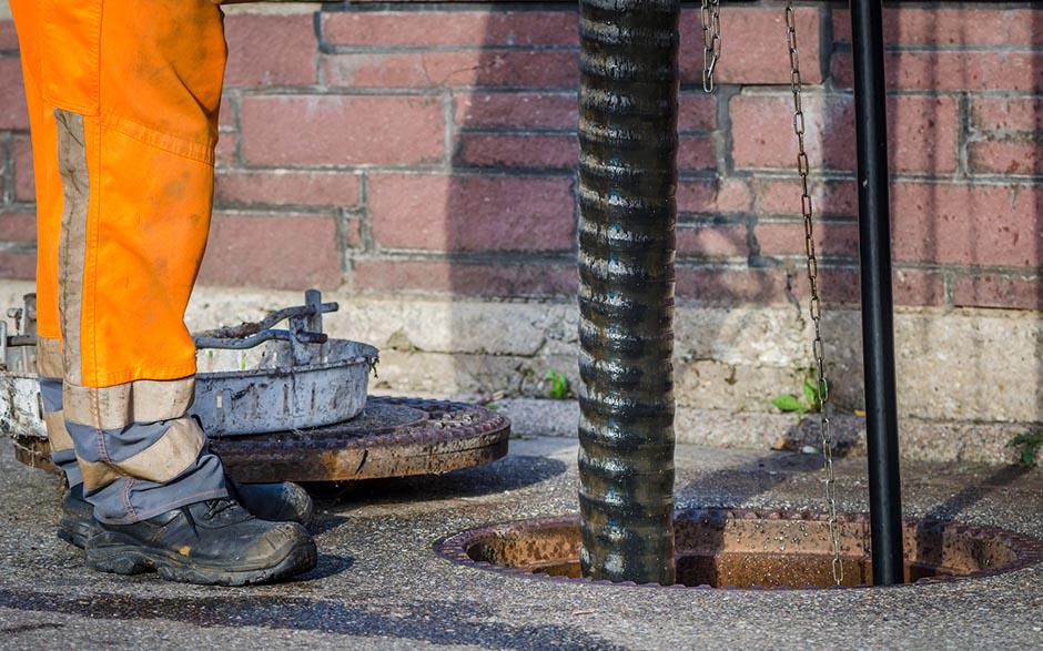 société de débouchage canalisation Varennes-Jarcy